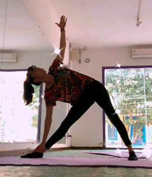 Mo Li Hua - Alongamento com Yoga